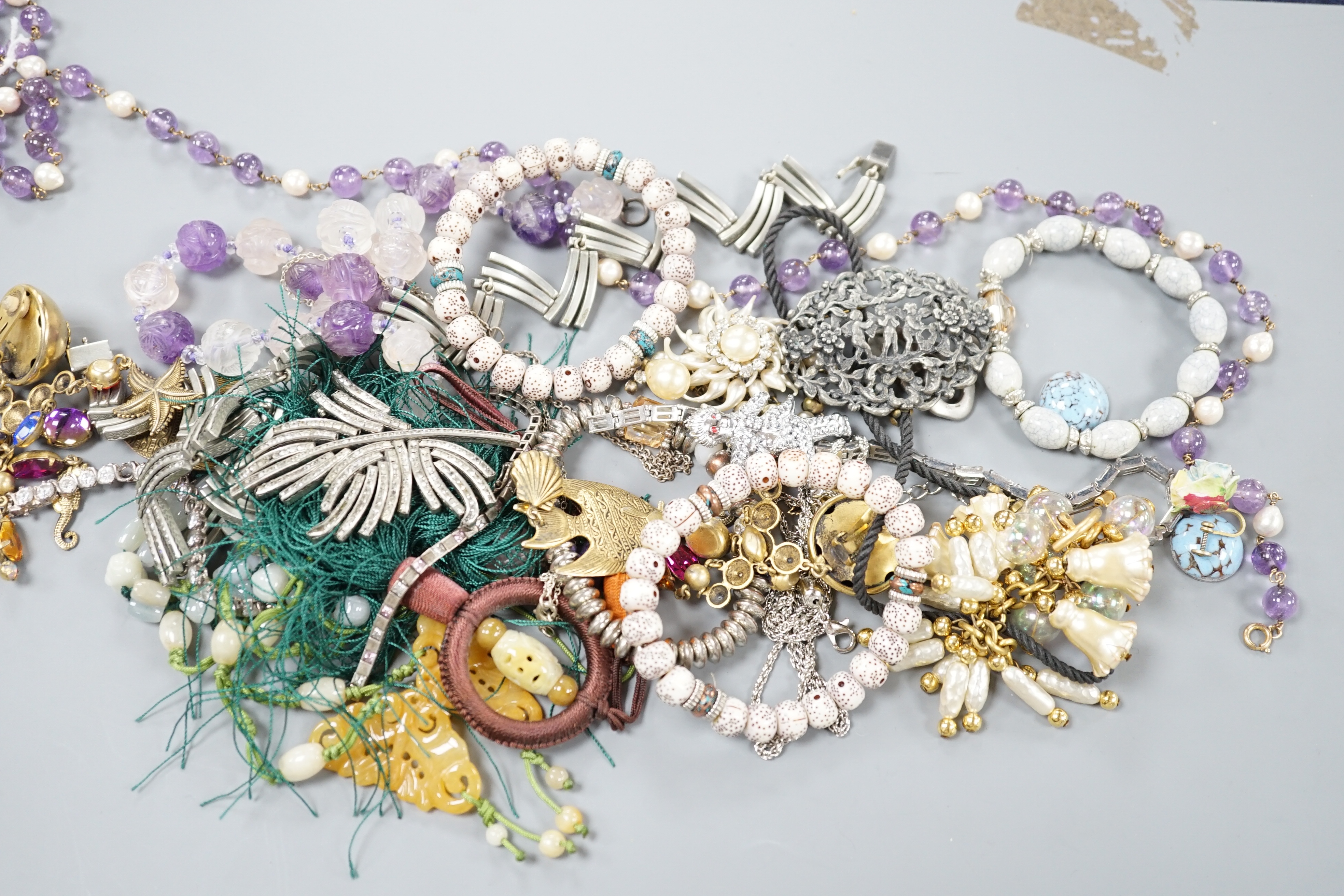 Mixed costume jewellery, including carved amethyst necklace, etc.